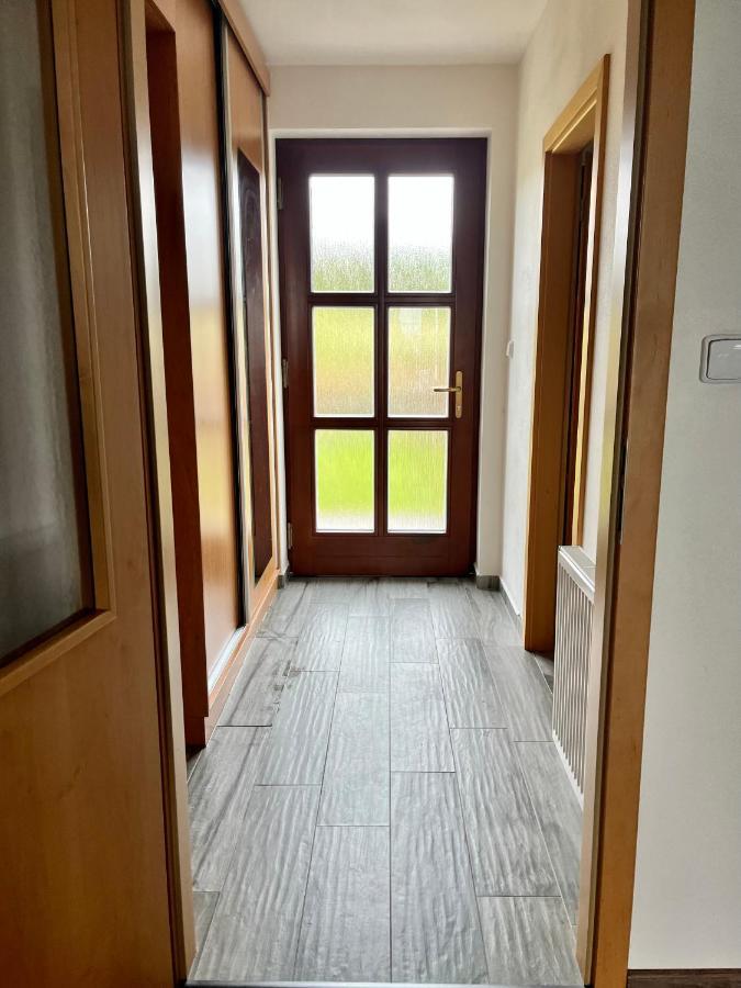 Apartman Plachetnice Frymburk Eksteriør billede